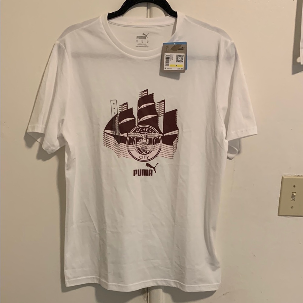 ⚡️Men’s puma Manchester City tee! NWT